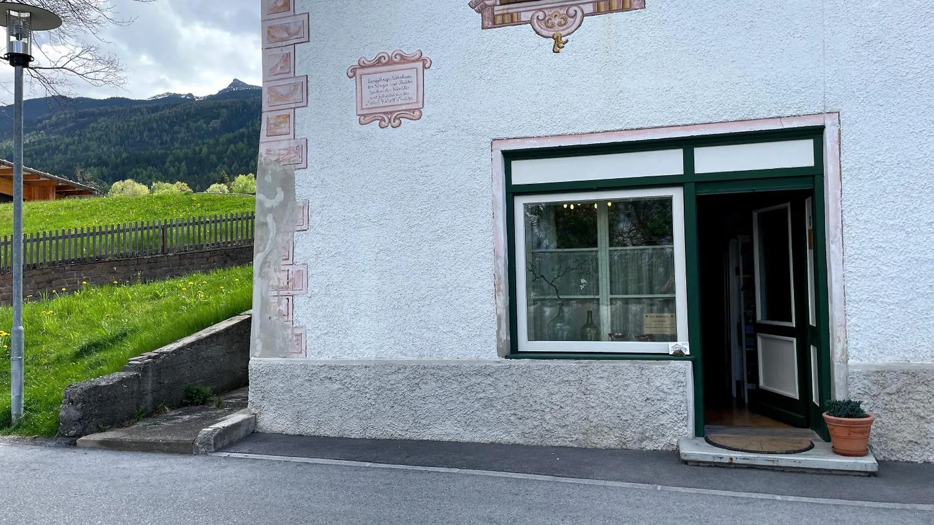 Uriges Apartment In Der Alten Schmiede 因斯布鲁克 0*,  奥地利